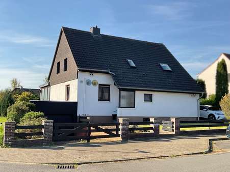 Straßenansicht - Einfamilienhaus in 38376 Süpplingenburg mit 120m² kaufen