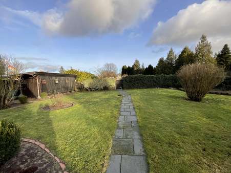 Blick in den Garten - Einfamilienhaus in 29365 Sprakensehl mit 91m² günstig kaufen