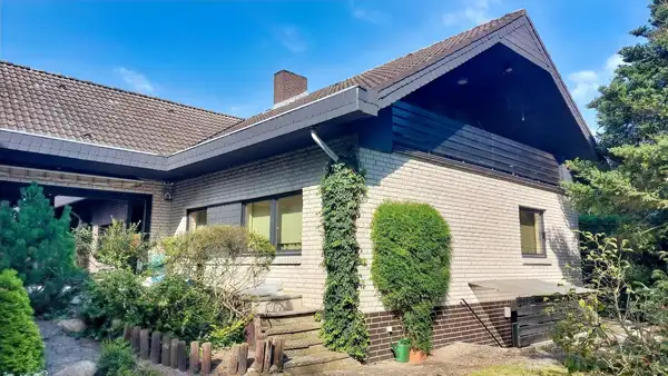 Großzügiges Einfamilienhaus in sehr ruhiger Lage 