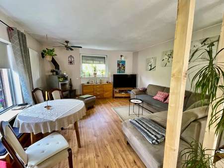 Wohnzimmer - Einfamilienhaus in 29227 Celle mit 124m² kaufen
