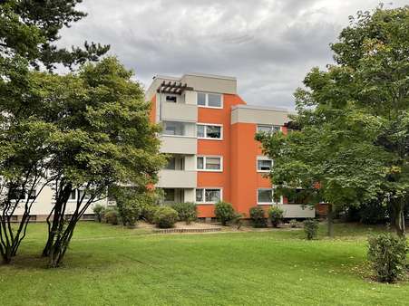 rückseitige Ansicht - Penthouse-Wohnung in 38444 Wolfsburg mit 56m² kaufen