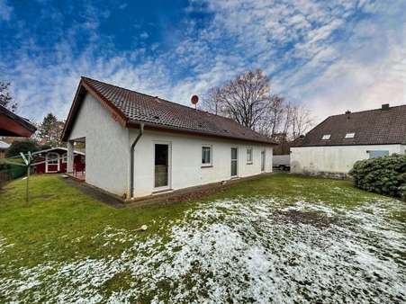 Garten und Garage Garten und Garage - Bungalow in 29225 Celle mit 117m² kaufen