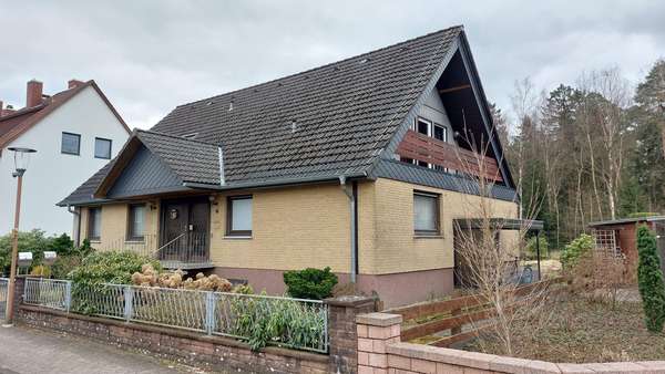 Außenansicht - Zweifamilienhaus in 29345 Unterlüß mit 210m² kaufen
