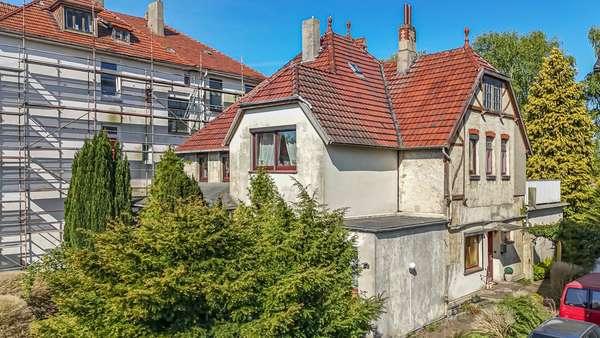 Außenansicht Außenansicht - Einfamilienhaus in 26954 Nordenham mit 234m² kaufen