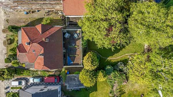 Luftaufnahme Luftaufnahme - Einfamilienhaus in 26954 Nordenham mit 234m² kaufen