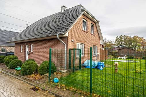 Außenansicht - Einfamilienhaus in 26345 Bockhorn mit 126m² kaufen