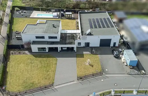 Exklusives Gewerbeobjekt mit Betriebsleiterhaus