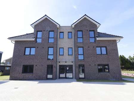 Außenansicht - Dachgeschosswohnung in 26169 Friesoythe mit 66m² kaufen