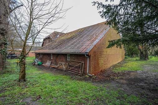 Außenansicht (Landhaus) - Landhaus in 26316 Varel mit 336m² kaufen