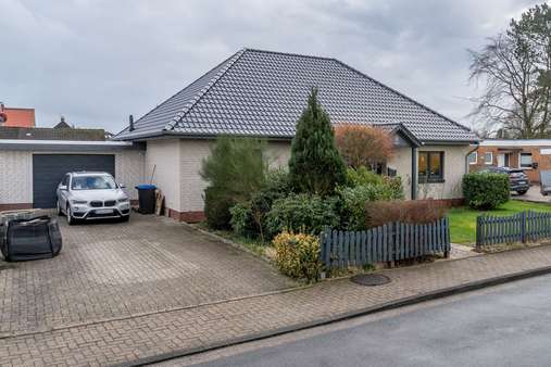 Außenansicht - Bungalow in 26434 Wangerland mit 117m² kaufen