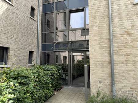 Hauseingang Hauseingang - Erdgeschosswohnung in 26125 Oldenburg mit 75m² kaufen