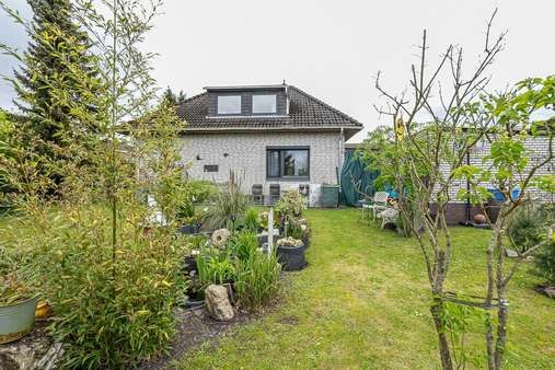 Außenansicht / Garten - Einfamilienhaus in 26419 Schortens mit 99m² kaufen