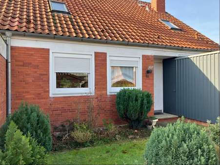 null - Reihenendhaus in 49393 Lohne mit 104m² günstig kaufen