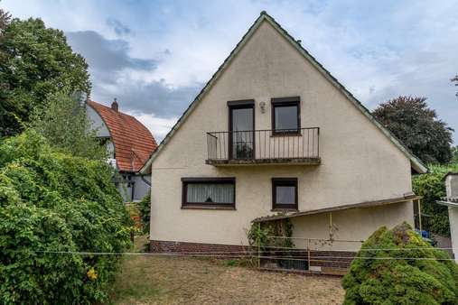 Gartenansicht - Einfamilienhaus in 27753 Delmenhorst mit 101m² günstig kaufen