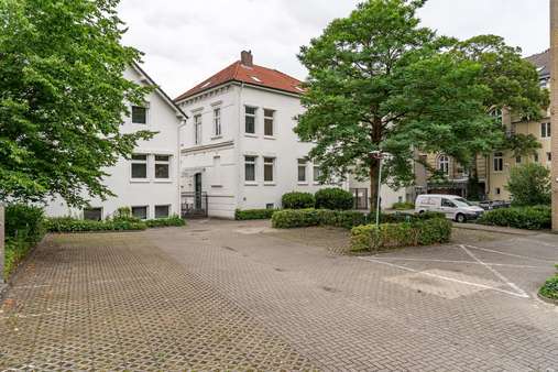 Hof-Ansicht - Büro in 26122 Oldenburg mit 505m² kaufen