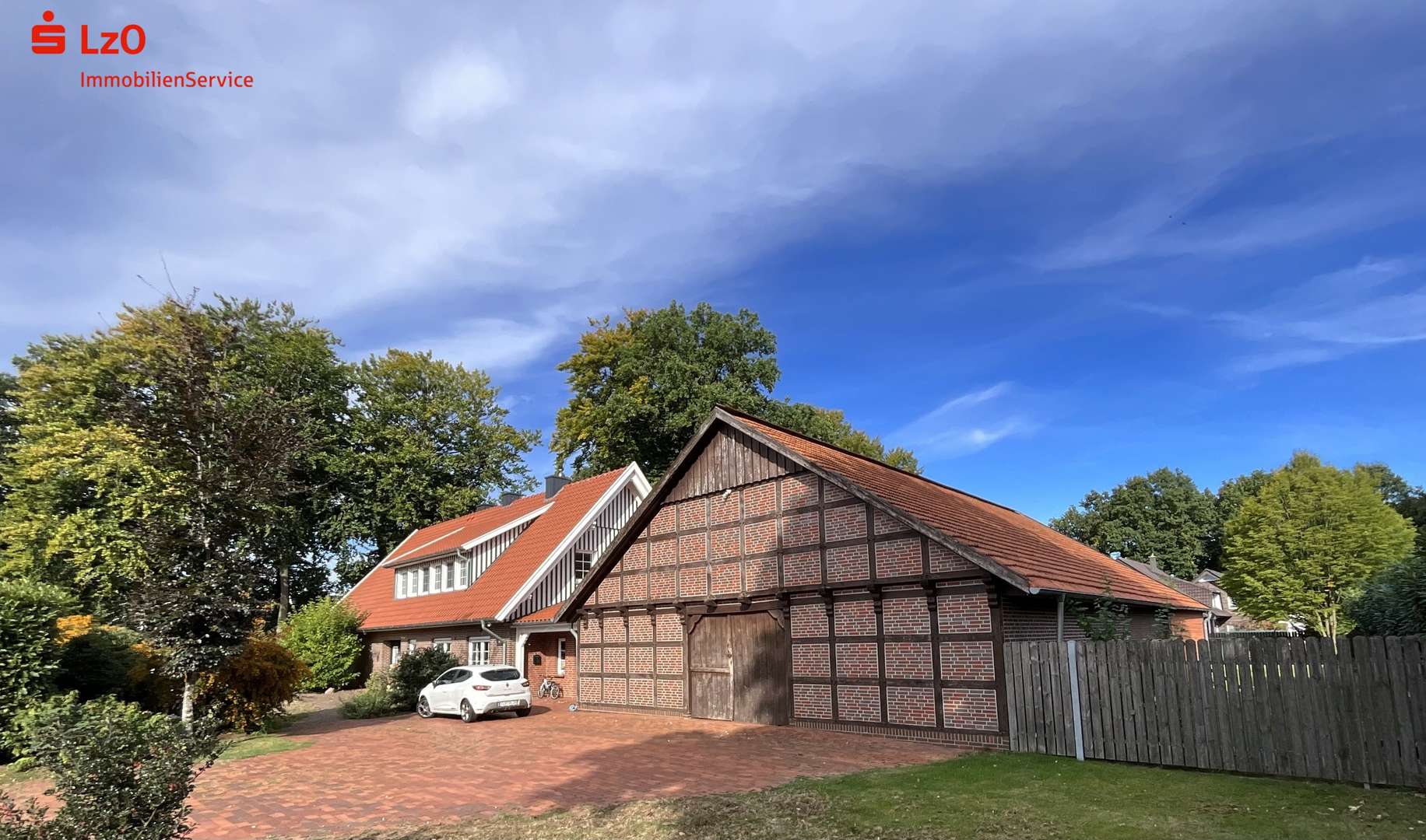 Einfamilienhaus in 49685 Emstek mit 245m² kaufen