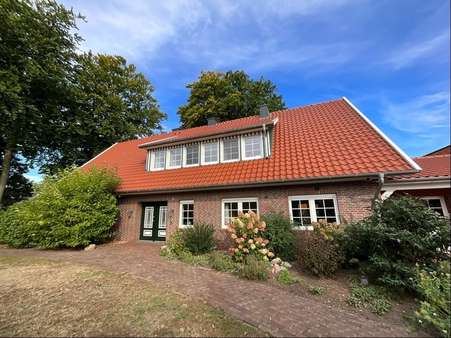 Haupteingang Haupteingang - Einfamilienhaus in 49685 Emstek mit 245m² kaufen