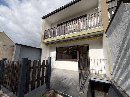 Terrasse Terrasse - Reihenendhaus in 27753 Delmenhorst mit 110m² kaufen