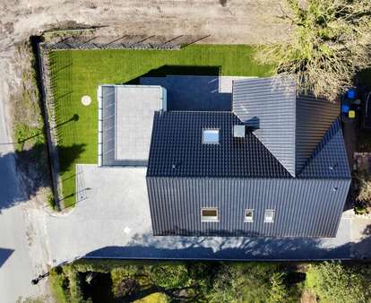 Luftaufnahme Grundstück - Zweifamilienhaus in 26131 Oldenburg mit 245m² kaufen