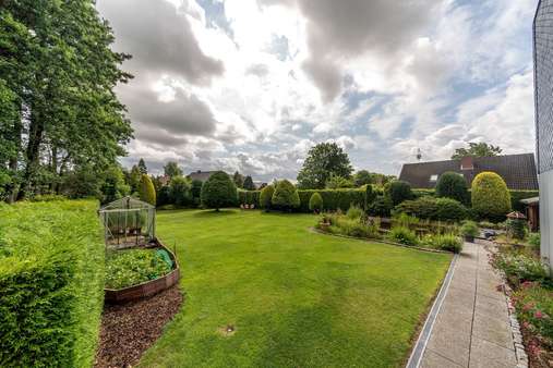 Garten - Bungalow in 26419 Schortens mit 243m² kaufen