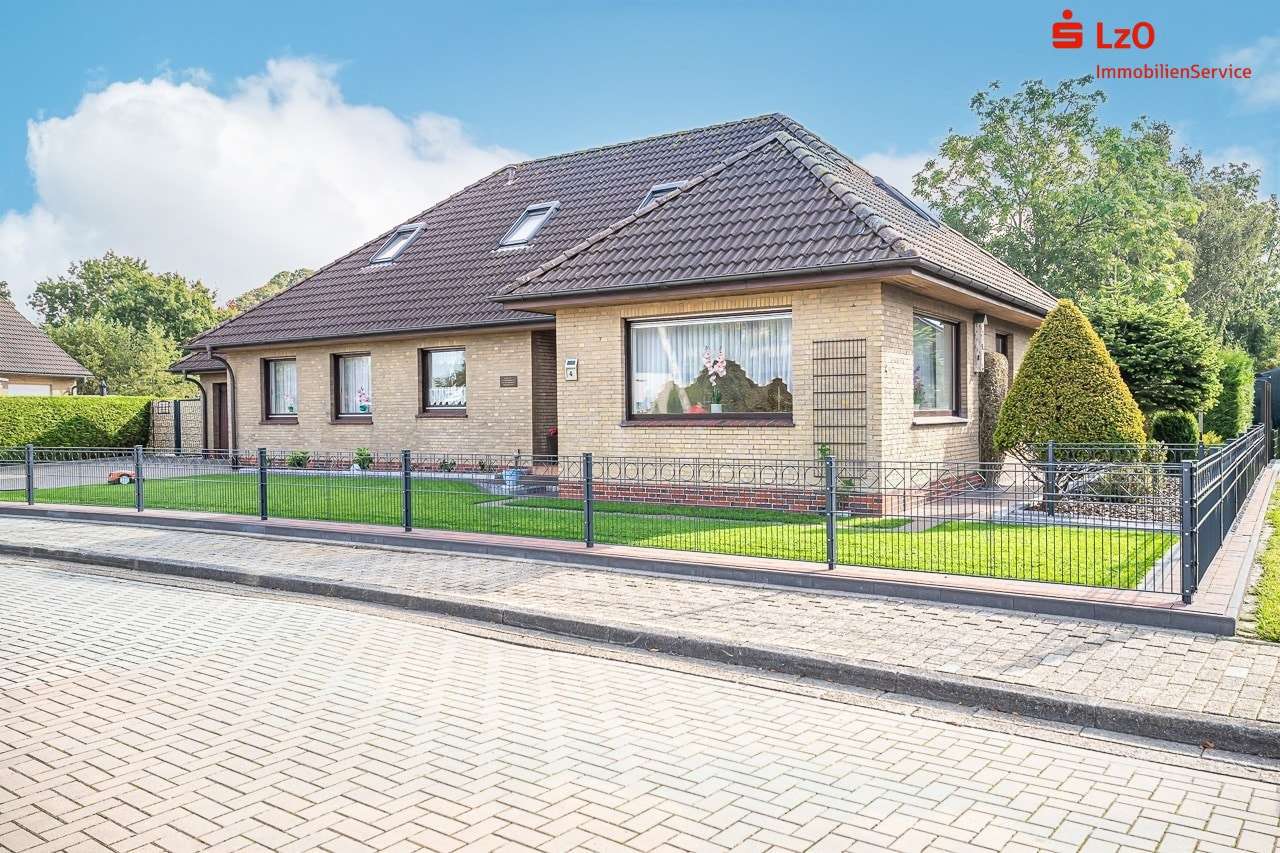 Außenansicht - Einfamilienhaus in 26434 Wangerland mit 215m² kaufen