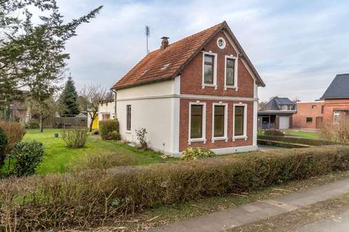 Außenansicht - Einfamilienhaus in 26919 Brake mit 126m² günstig kaufen