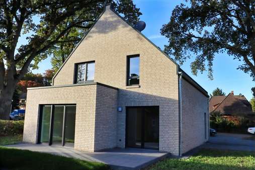 Stillvolles Einfamilienhaus in Huntlosen - Einfamilienhaus in 26197 Großenkneten mit 157m² günstig kaufen