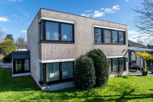 Außenansicht - Einfamilienhaus in 26954 Nordenham mit 201m² günstig kaufen