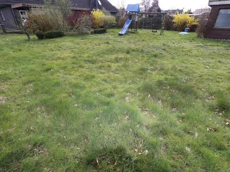 großes Grundstück - teilbar - Einfamilienhaus in 26683 Saterland mit 124m² günstig kaufen