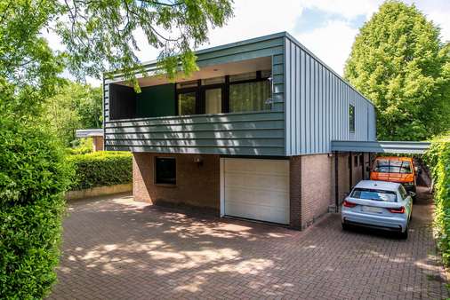 Außenansicht Außenansicht - Bungalow in 26125 Oldenburg mit 189m² kaufen