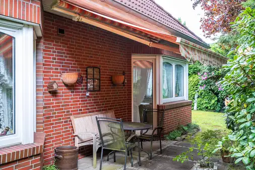 Spannendes Angebot: Großer Bungalow (frei) und Doppelhaus (vermietet)