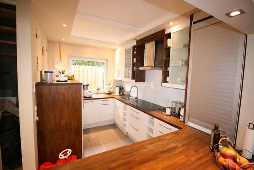 Küche - Doppelhaushälfte in 26180 Rastede mit 113m² günstig kaufen