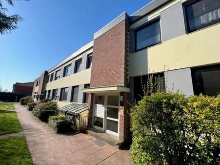 null - Erdgeschosswohnung in 26209 Hatten mit 70m² kaufen