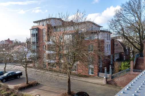 null - Etagenwohnung in 26382 Wilhelmshaven mit 82m² günstig kaufen
