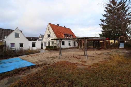 Garten - Einfamilienhaus in 26127 Oldenburg mit 0m² kaufen