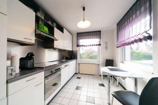 Küche - Einfamilienhaus in 26160 Bad Zwischenahn mit 199m² günstig kaufen