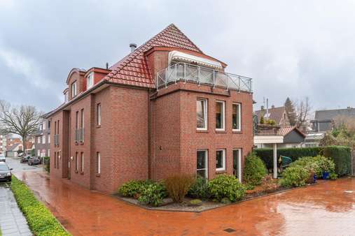 Außenansicht - Dachgeschosswohnung in 26122 Oldenburg mit 145m² günstig kaufen