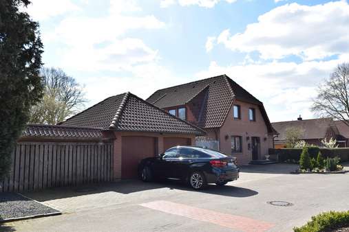 null - Zweifamilienhaus in 49696 Molbergen mit 247m² günstig kaufen
