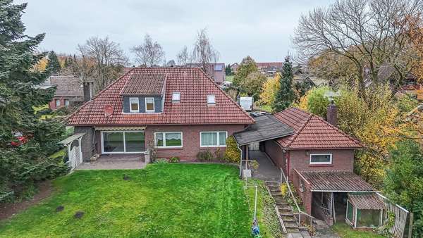 Luftaufnahme - Einfamilienhaus in 26419 Schortens mit 176m² kaufen
