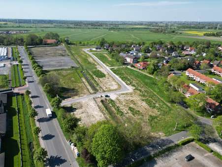 Drohnenaufnahmen Baugebiet Roffhausen - Grundstück in 26419 Schortens mit 606m² kaufen