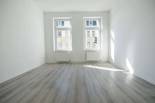 Zimmer (Bilder vor Vermietung) - Erdgeschosswohnung in 26382 Wilhelmshaven mit 95m² kaufen