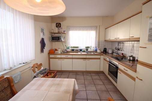 Küche - Zweifamilienhaus in 49401 Damme mit 166m² günstig kaufen