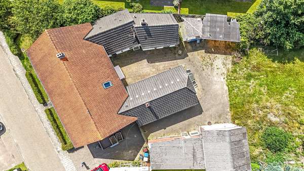 Luftaufnahme - Einfamilienhaus in 26340 Zetel mit 122m² kaufen