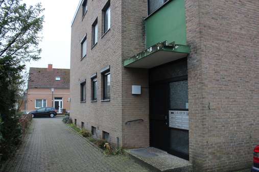 Außenansicht - Erdgeschosswohnung in 26123 Oldenburg mit 55m² kaufen