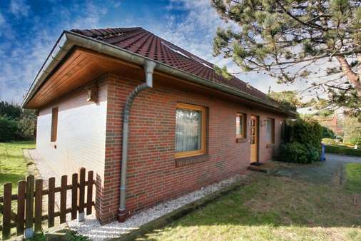 Außenansicht - Einfamilienhaus in 26180 Rastede mit 178m² kaufen