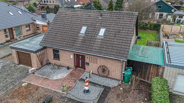 Luftaufnahme - Einfamilienhaus in 26349 Jade mit 121m² kaufen