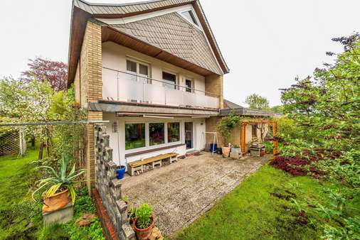 Außenansicht Außenansicht - Einfamilienhaus in 26127 Oldenburg mit 253m² kaufen