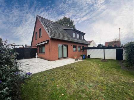 Außenansicht Garten - Einfamilienhaus in 27751 Delmenhorst mit 126m² kaufen