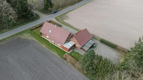 Top saniertes Einfamilienhaus in Alleinlage von Garrel-Falkenberg