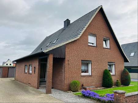 null - Zweifamilienhaus in 49451 Holdorf mit 170m² kaufen